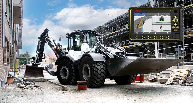 Leica Geosystems and Huddig collaborate to launch a new 3D machine control solution for their backhoe loaders